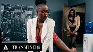 TRANSFIXED - Horny Leilani Li SNEAKS Her Big Cock Inside Boss Destiny  Miras Pussy! OFFICE CREAMPIE