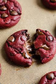 There Is Nothing Better Than Biting Into One Of These Red Velvet Cookies Stuffed With Gooey Nutella Thes Nutella Cookies Nutella Desserts Mothers Day Desserts