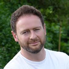 Darwin Castillo (@DACast04)