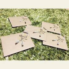 1031wedding on instagram 二次会の余興のムービーを作ってくれる同期たちにはクオカードを用意しました みんな男の子なので コンビニでさらっと使えるものがいいかなぁ と o クラフト紙に100均のリボンとサンキュー ハロウィン パーティー