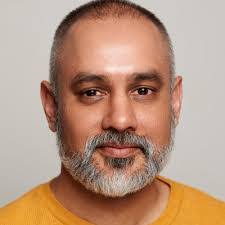 Miranda Tolsma's Instagram, Twitter & Facebook