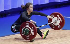 Nina sterckx, une haltérophile qui porte bien son nom. Nina Sterckx 18 Mag Haar Koffers Voor Tokio Pakken Olympische Droom Komt Drie Jaar Vroeger Dan Gehoopt Uit Sport In De Buurt Hln Be