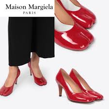 The shoes and my photoes basically speak for its own already! Shop Maison Margiela Tabi Pumps Mules By Gosakkura Buyma