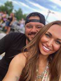 NYE weekend photo dump 🤍 #lakenorman #newyearseve #northcarolina  #coyotejoes #familyweekend #lake #lakenormannc #louboutin #countrymusic  #divebar #singer #songwriter