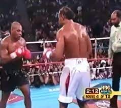 Campione mondiale dei pesi massimi. Lennox Lewis Vs Mike Tyson Wikipedia