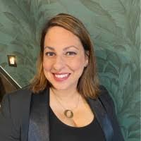 Tamara Barth's Instagram, Twitter & Facebook