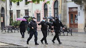 Львів передумав відмовлятися від заборон карантину на новий рік і різдво. Lokdaun U Lvovi Z 19 Bereznya 2021 Sho Zakriyut Na Karantin