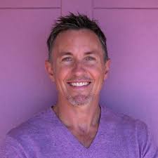 Curtis Collins (@thedancingbull)