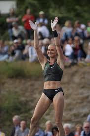 I am a professional pole vaulter born and raised in a suburb of cleveland, ohio. Katie Nageotte On Twitter Waving Goodbye To The Abs I Had Last Week And Heelloooooo To Mom S Cooking Cleveland Bound