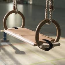 Die schaukeln bestehen aus unterschiedlichen materialien wie eine holzschaukel oder metallschaukel für erwachsene. Schaukel Fur Erwachsene Kaufen Hier Bei Sport Thieme