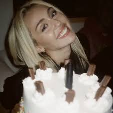 suchalonelysunflower