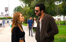 Winning the gq turkey award for mostly spoken man of the year 2016 salary: Elcin Sangu Ve Baris Arduc Un Oynadigi Mutluluk Zamani Nin Fragmani Gorucuye Cikti Temiz Magazin