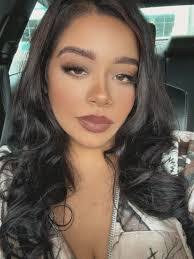 Janine Marie's Instagram, Twitter & Facebook