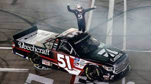 Gander truck series takes on the 'paperclip'. Kyle Busch Wins At Las Vegas For 7th Straight Truck Series Win