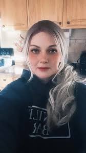 Lola Arnold💜 (@lola.arnold)