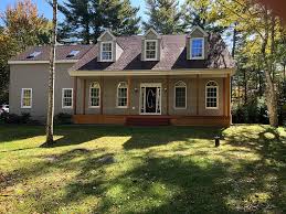 119 Fox Hollow Ln Bangor Me 04401 Zillow In 2020 Bangor House Styles French Doors