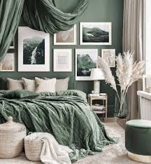 Stunning Art Gallery Wall Green Bedroom Hogwarts Posters Oak Frames In 2020 Bedroom Interior Bedroom Green Room Ideas Bedroom