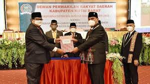 Tempat ibadah yang digunakan oleh umat muslim untuk menjalankan ibadah adalah masjid atau musholla. Https Kaltim Tribunnews Com 2021 04 27 Yayuk Seri Rahayu Yapan Resmi Dilantik Sebagai Ketua Tp Pkk Kutai Barat Https Cdn 2 Tstatic Net Kaltim Foto Bank Images Istri Bupati Kutai Barat Yayuk Seri Rahayu Yapan Dilantik Sebagai Ketua Pkk Kutai Barat Jpg Istri