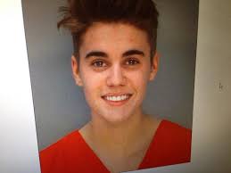 Robert Ingram (@MegLikesCigs)