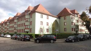 Du möchtest eine wohnung in leutzsch mieten oder kaufen. Datei Leipzig Leutzsch Wohnanlage Heimteich Ecke Bluthnerstrasse Jpg Wikipedia