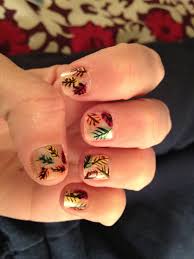 Nice Design Nail Stickers To The Rescue And Good For Someone Who S Not Comfortable Drawing The Leaves Fall Nail Designs Fall Nail Art Makeup Nails Designs