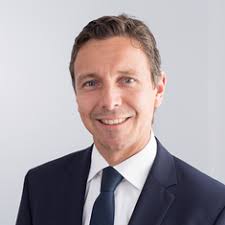 Learn about the Mentors helping entrepreneurs in our program