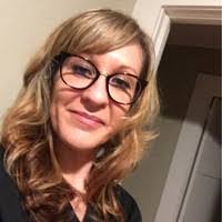 Amy Arora's Instagram, Twitter & Facebook