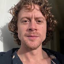 Has anyone tried using PVA glue to clean their records?