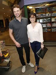 Fernanda Vasconcellos e Cássio Reis terminam namoro de dois anos -  Purepeople