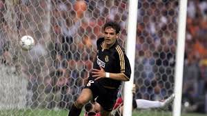 Kendati ini merupakan partai puncak perdana. Real Madrid La Liga Twenty Years On Remembering La Octava From Those Who Were There Marca In English