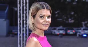 Senior z wolbromia ożenił się z martą, którą poznał po programie. Marta Manowska Zrezygnowala Z Makijazu Gwiazda Tvp W Naturalnej Odslonie Zachwyca Szolbiznes Maxxx News Rmf Maxxx