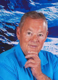 Larry August's Instagram, Twitter & Facebook