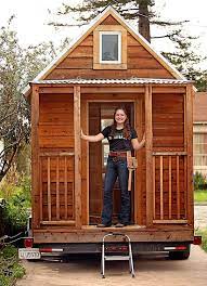 Santa Cruz Woman Builds Tiny House Donates To Homeless Tiny House Tiny House Village Tiny House Cabin