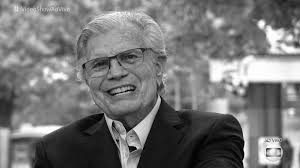 O veterano, que está intubado, apresenta um quadro mais agravado, mas está evoluindo bem. Ky19 6t33qqjam