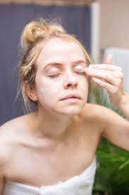 Dermatologists agree that coconut oil can soothe the irritation of eczema and keep infection at bay. How I Healed My Eczema Naturally And Rebalanced My Skin Microbiome Cultured Guru