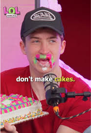 Cake Critique: Hilarious Cake Fail with the Baker Family