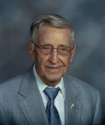 Larry Stoops's Instagram, Twitter & Facebook