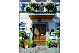 der gasthof goldener stern in melk wird verkauft die ehemalige stiftstaverne goldener stern erhaben in der fussgangerzone goldene sterne sterne fussganger