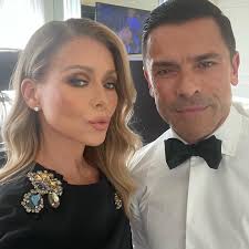 Still Nerds ✨ #WhiteHouseCorrespondentsDinner 2023 @Instasuelos 📷: Matt  Baron