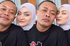 Check spelling or type a new query. Link Video Diduga Nathalie Holscher Dan Manajer Panji Komora 20 Detik Viral Di Youtube Dan Twitter Metro Lampung News
