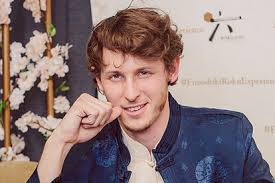 Nicolás Coronado: "Me encantaría entrar a un 'reality'. Por favor,  ¡llamadme!"