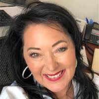 Kristi Gamble's Instagram, Twitter & Facebook