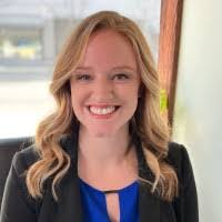 Alexis Thom's Instagram, Twitter & Facebook