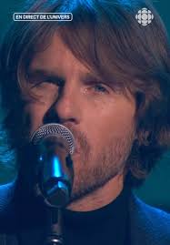 C'est l’ultime chanson d’amour québécoise selon Ludovick Bourgeois! 💕  #EnDirectDeLunivers #FranceBeaudoin #LudovickBourgeois #VincentVallieres  #onvasaimer #icitele