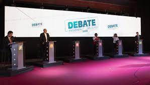 I'm chris wallace and i welcome you to what i predict will be a very bad personal experience for me. Ausencias Marcan Segundo Debate Presidencial De Bolivia