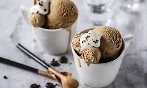 La Glace Au Cafe Est Des Plus Appreciees En Effet Quoi De Plus Rafraichissant Et Vivifiant Qu Une Glace Moka Rezepte Lebensmittel Essen Churer Fleischtorte