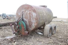 Learn more about these truly superior spreaders! Homemade Liquid Manure Spreader Tank On Transport Live And Online Auctions On Hibid Com