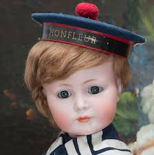 Antique dolls at Respectfulbear.com