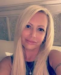 Ronny Hunt's Instagram, Twitter & Facebook