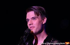 Photos: Mark William Returns to Green Room 42